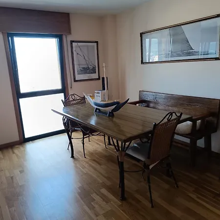 El Balcon De Rias Baixas * 칸가스데모라조